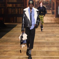 Camicie E Bluse|Elisabetta Franchi Camicia in popeline rigato con logo sui polsi Navy/Bianco