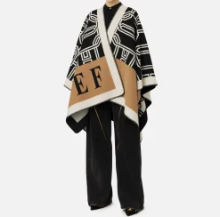 Capispalla|Elisabetta Franchi Mantella in lana jacquard con lettering Camel/Nero