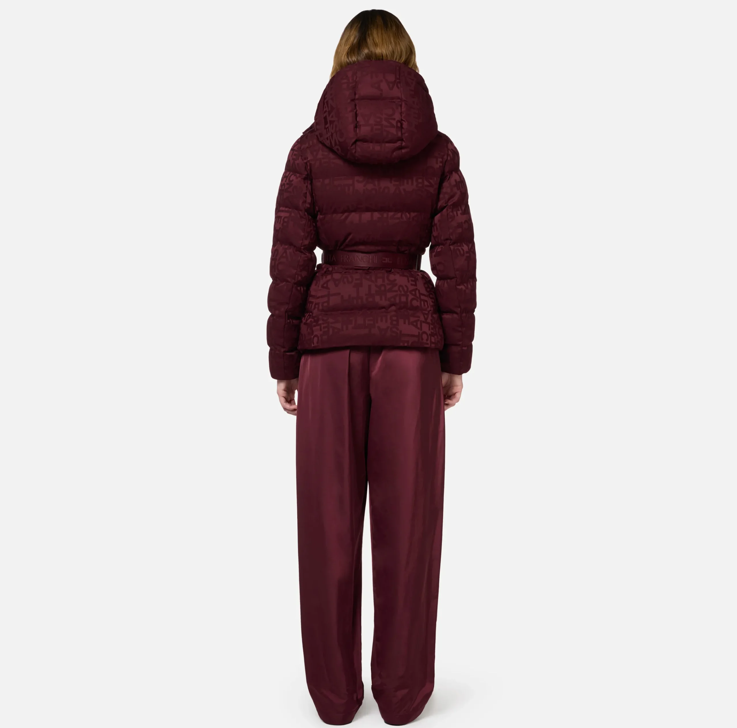 Capispalla|Elisabetta Franchi Piumino corto in nylon jacquard lettering RougeNoir