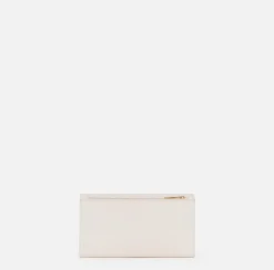 Clutch|Portafogli|Elisabetta Franchi Portafoglio in materiale sintetico con scudetto in metallo Burro