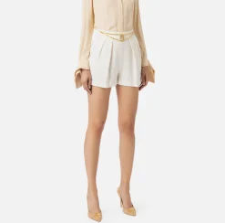 Pantaloni E Shorts|Elisabetta Franchi Short in tweed laminato con accessorio logo Avorio