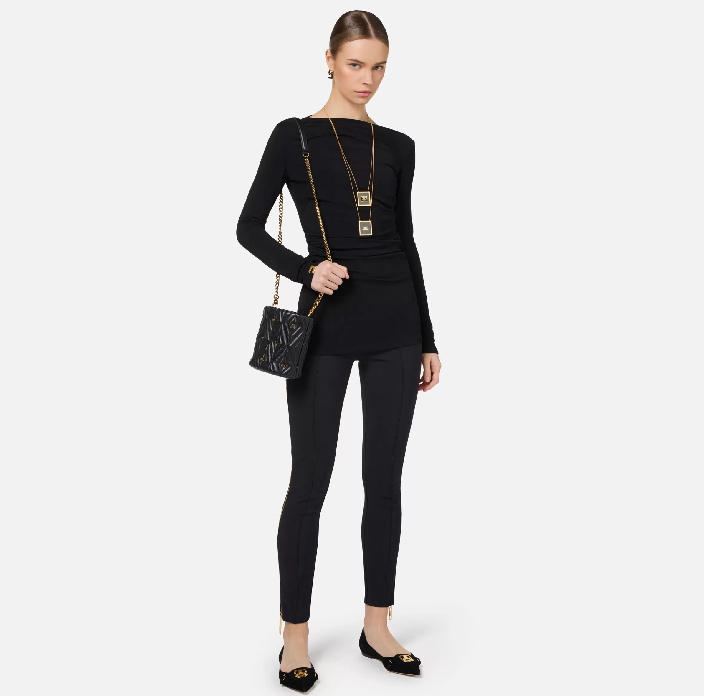 Elisabetta Franchi Top, T-Shirt & Body^Maglia in jersey con drappeggio Nero