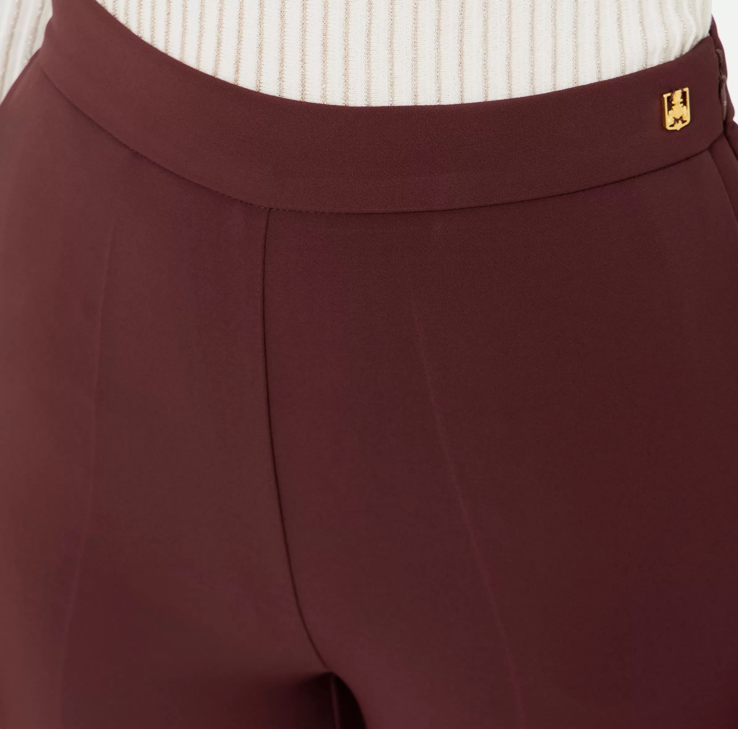 Elisabetta Franchi Tailleur | Pantaloni E Shorts^Pantalone dritto in crêpe stretch con rivetto logo RougeNoir